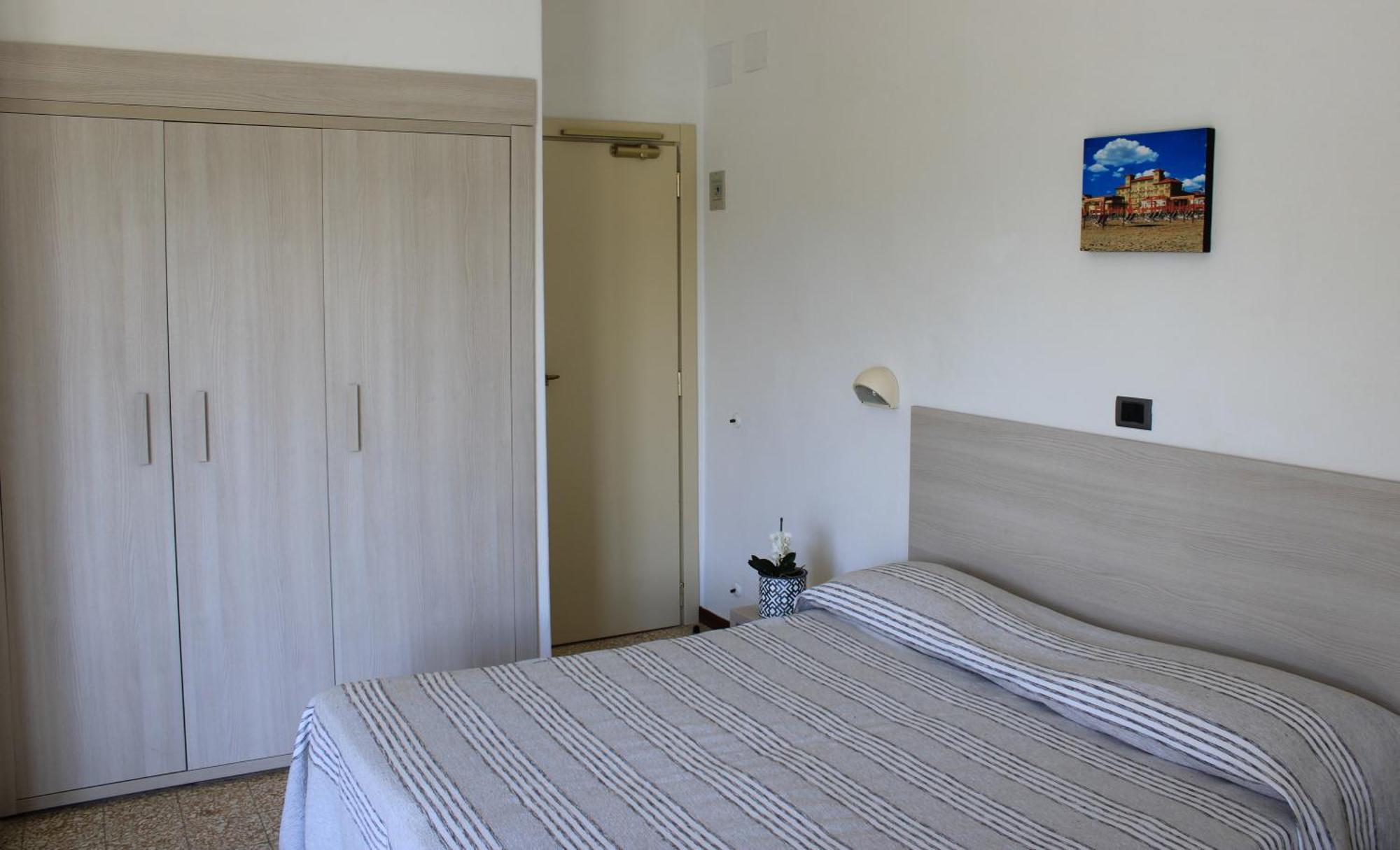 Hotel Puccinelli Lido di Camaiore Zimmer foto