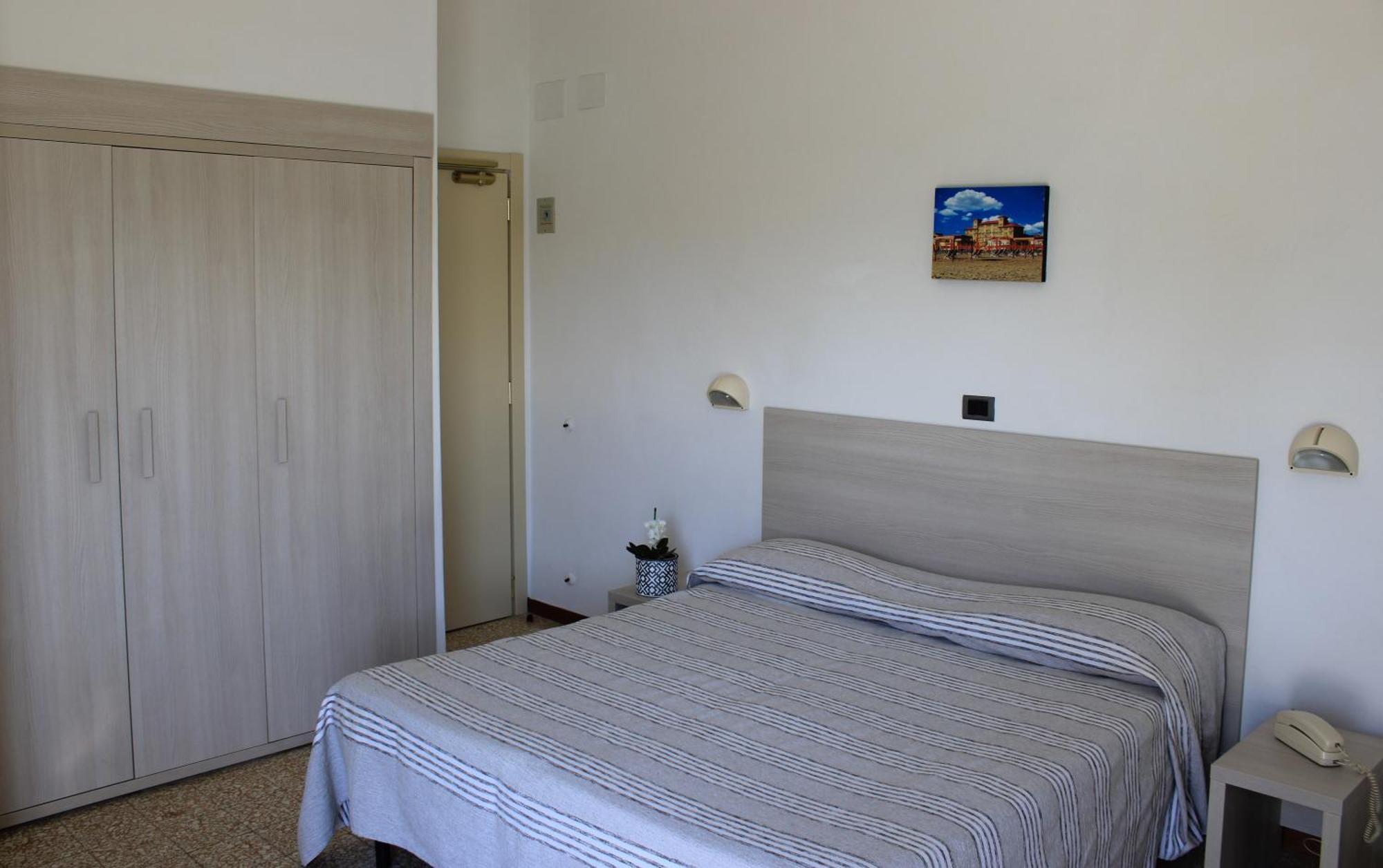 Hotel Puccinelli Lido di Camaiore Zimmer foto